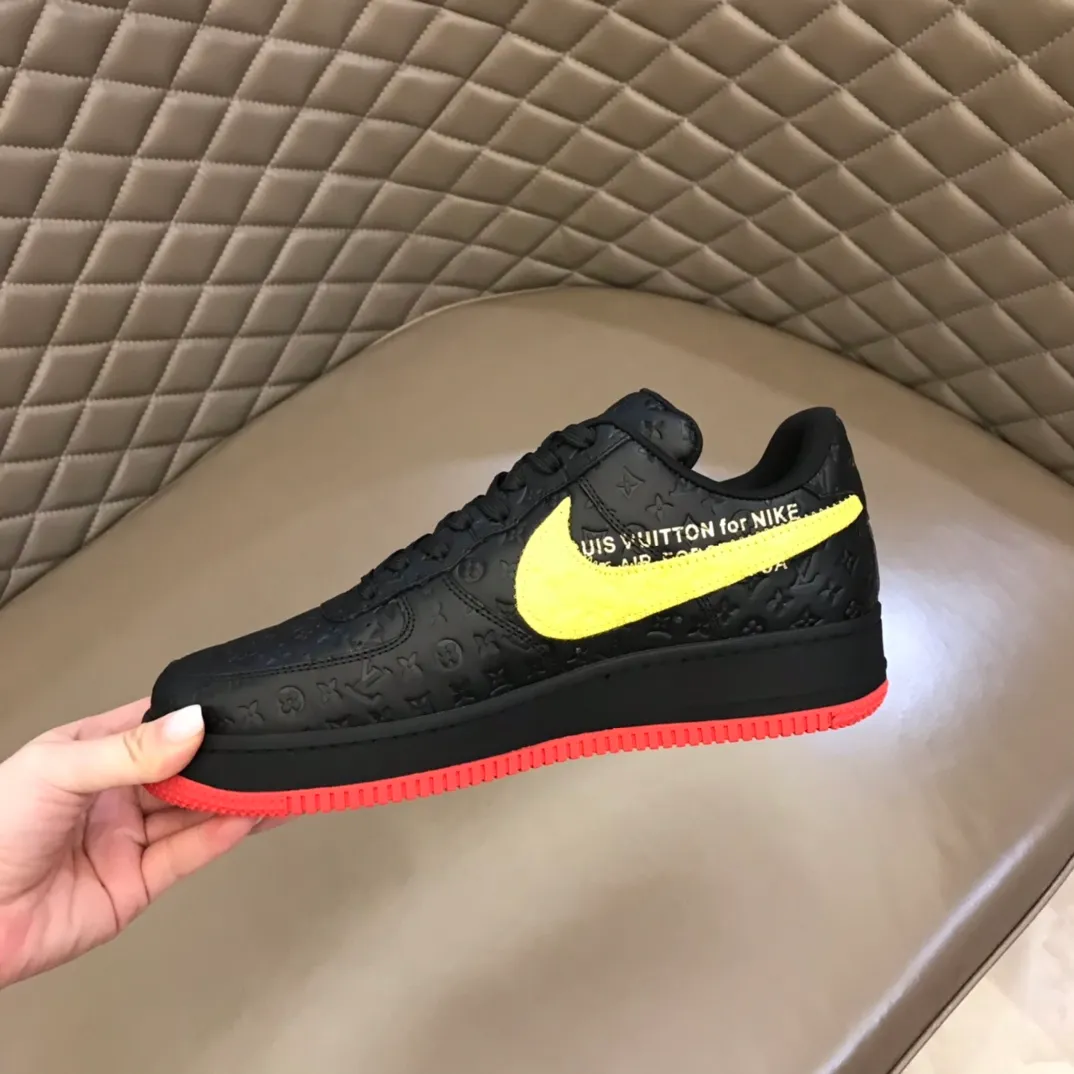 Men's shoes 💰p440 "*OUIS *UITTO*" x OFF-WHITE x Nike tripartite collaboration! Trendy and cool men's casual sports shoes with unrivaled color matching. The design idea basically continues the style of THE TEN. The Swoosh line and tongue label have a very familiar visual effect and are both fashionable and trendy! A must-have for fashionistas! The effect on your feet is absolutely stunning! Size: 38-45